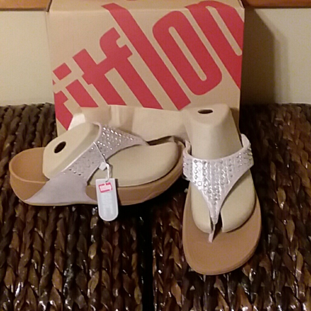 Fit flops as worn by Uma Thurman